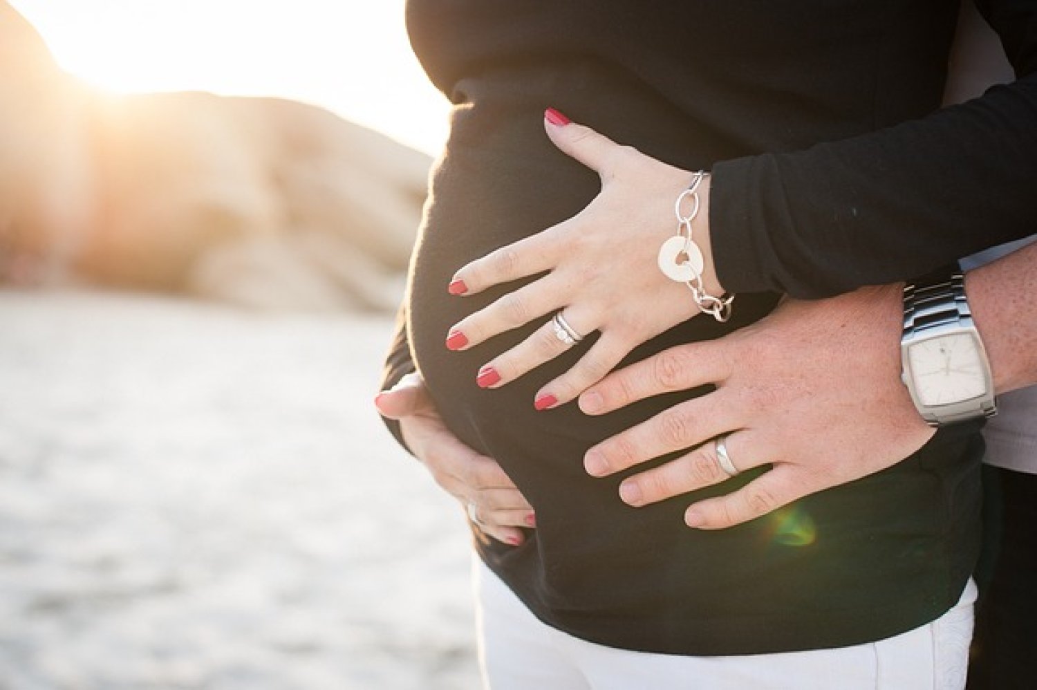 Προστασία της εγκυμοσύνης από την απόλυση στον ιδιωτικό τομέα